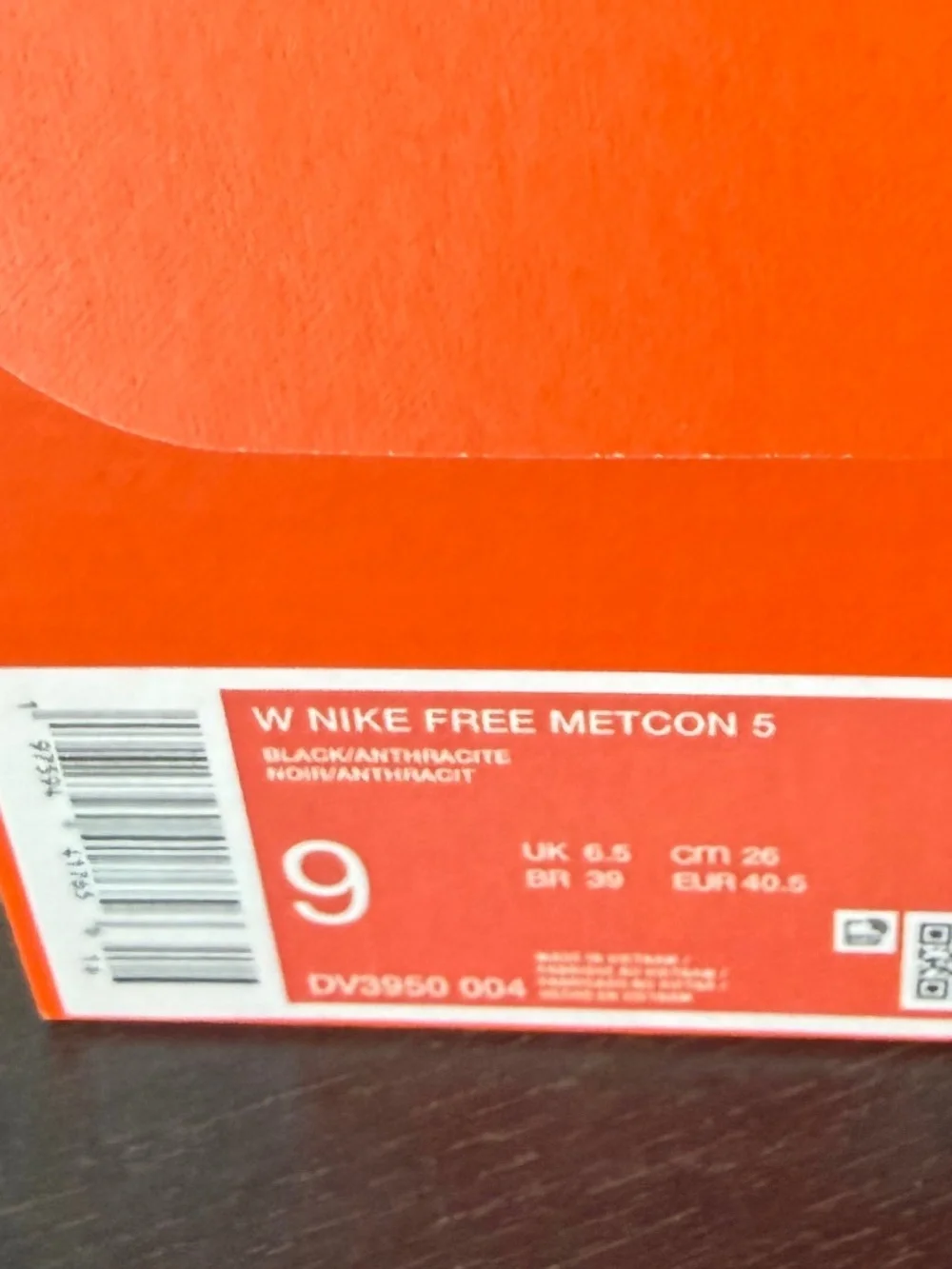 BRAND NEW Nike 
